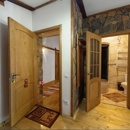 Отель Vedmezhe Поляна
