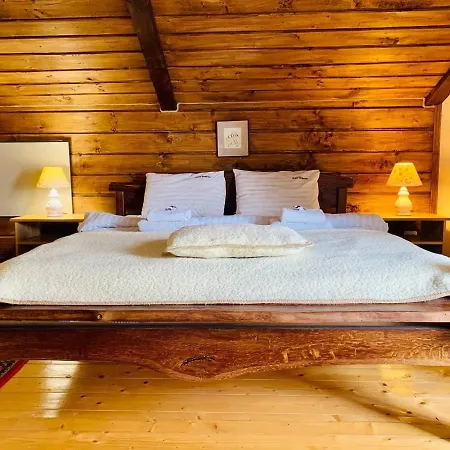 Vedmezhe Отель Поляна