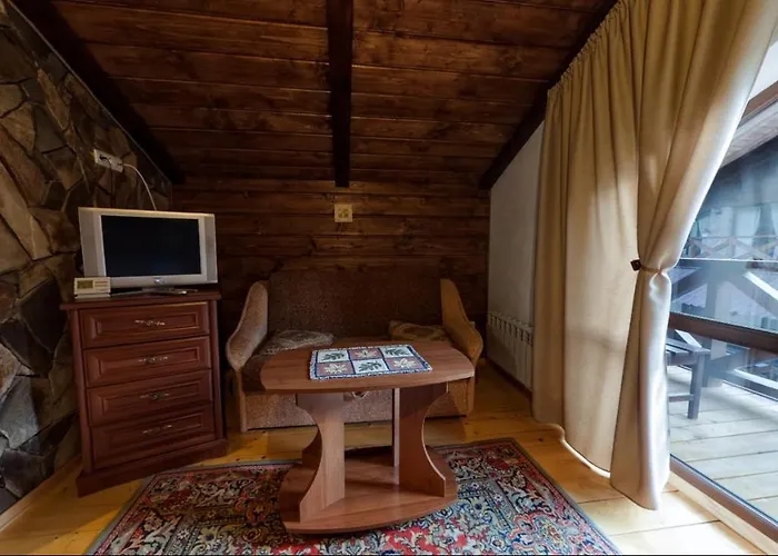 Vedmezhe 4*