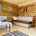 Vedmezhe Hotel 4*