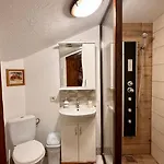 Vedmezhe Hotel