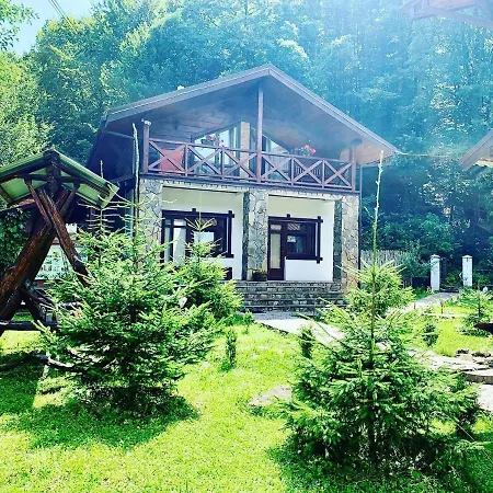 Vedmezhe Hotel Polyana (Transcarpathia)