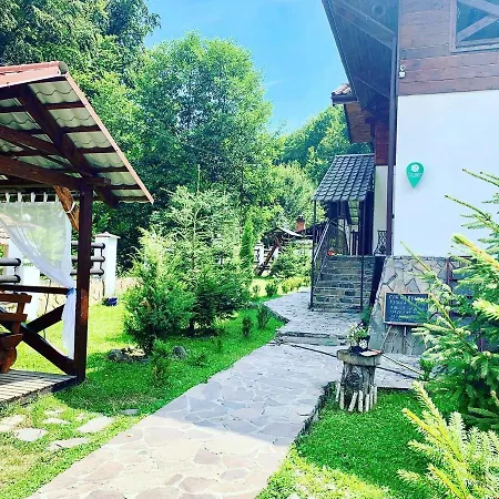 Vedmezhe Hotel