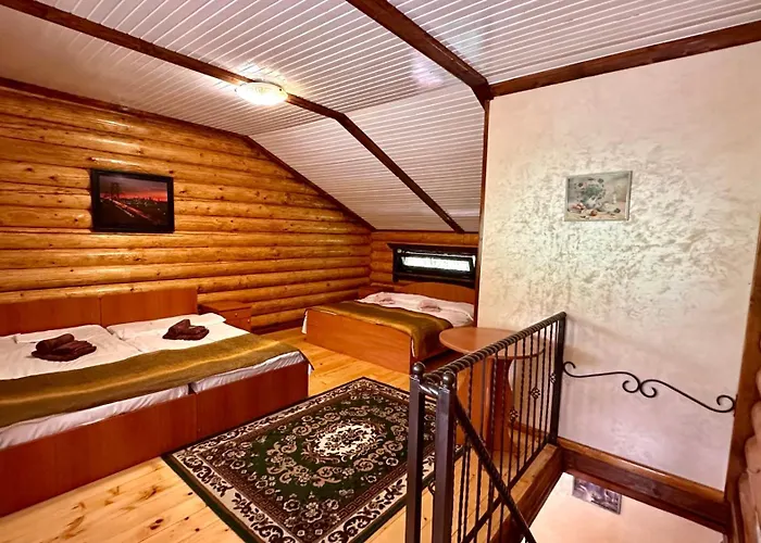Vedmezhe Hotell Poljana